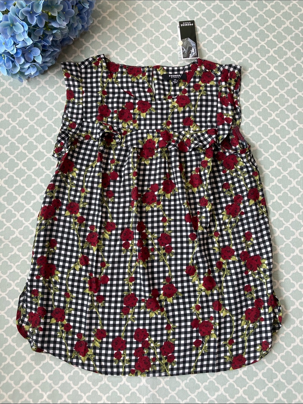 Premise Studio Checkered Floral Ruffle Blouse XS